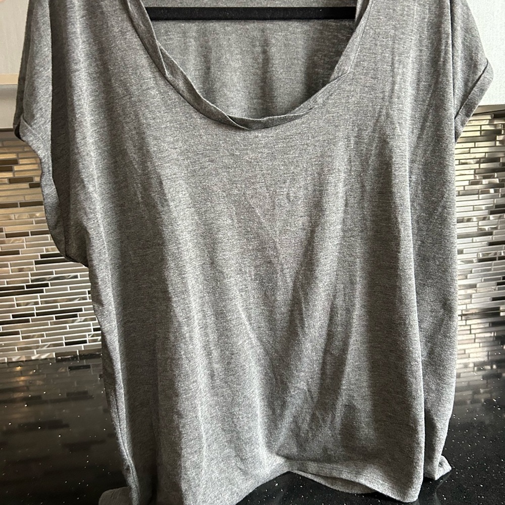 Grey tee - Picture 4 of 5